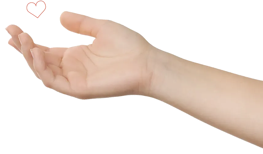 家族を手に乗せている、大きな手の画像